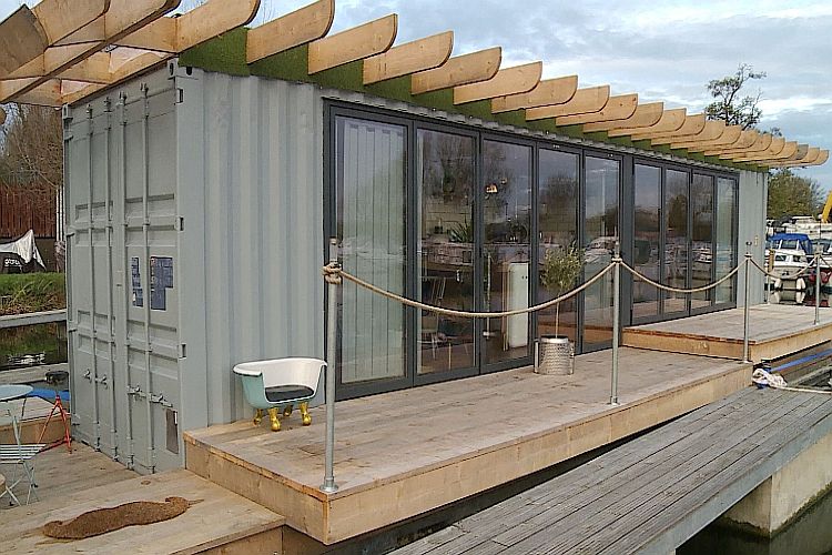 Shipping container house